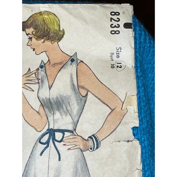 Simplicity 8238 pattern designer dress fit and flare jacket 1950s size 12 - Picture 2 of 8